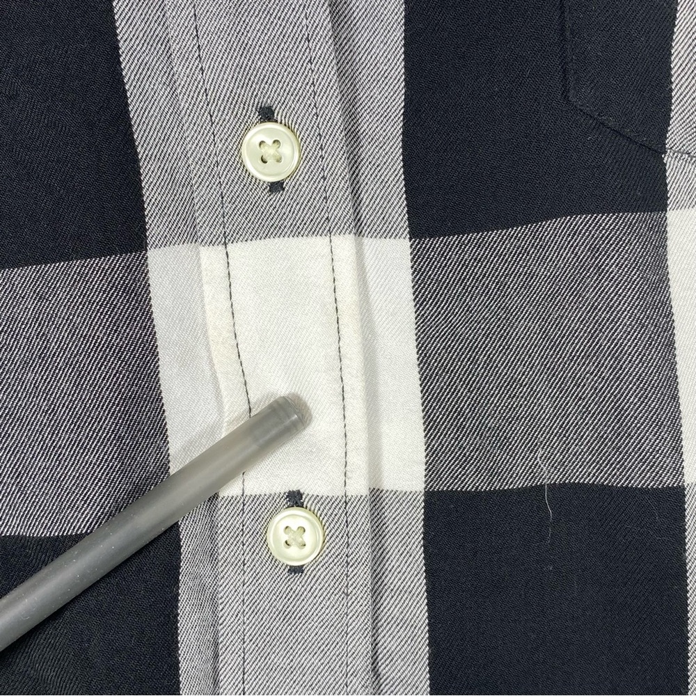 Levis Boyfriend Flannel Shirt Women's L Black White Plaid Button Up Casual Top - Picture 7 of 16